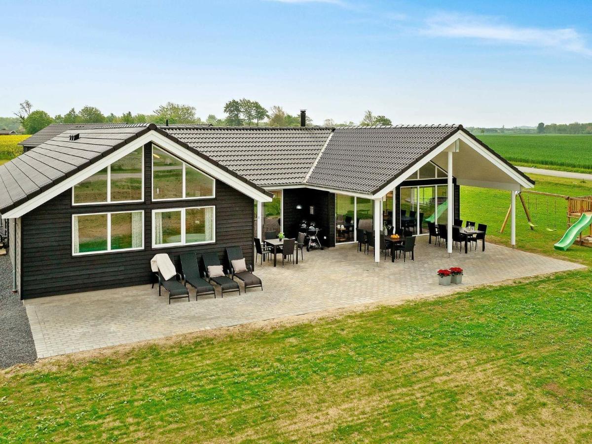 18 Person Holiday Home In Bogense Zewnętrze zdjęcie
